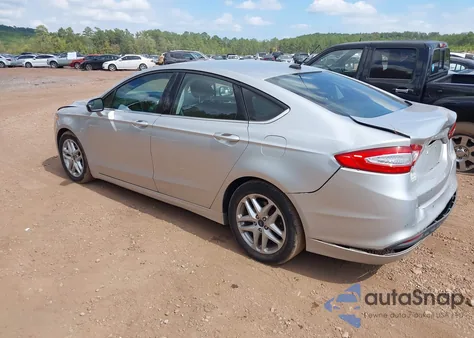 2015 Ford Fusion Se z USA, uszkodzony, nr VIN 1FA6P0H78F5121500